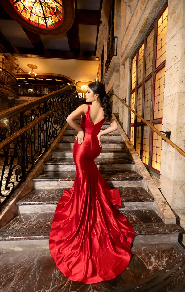 Fotografía editorial de quinceañera en Downtown Miami